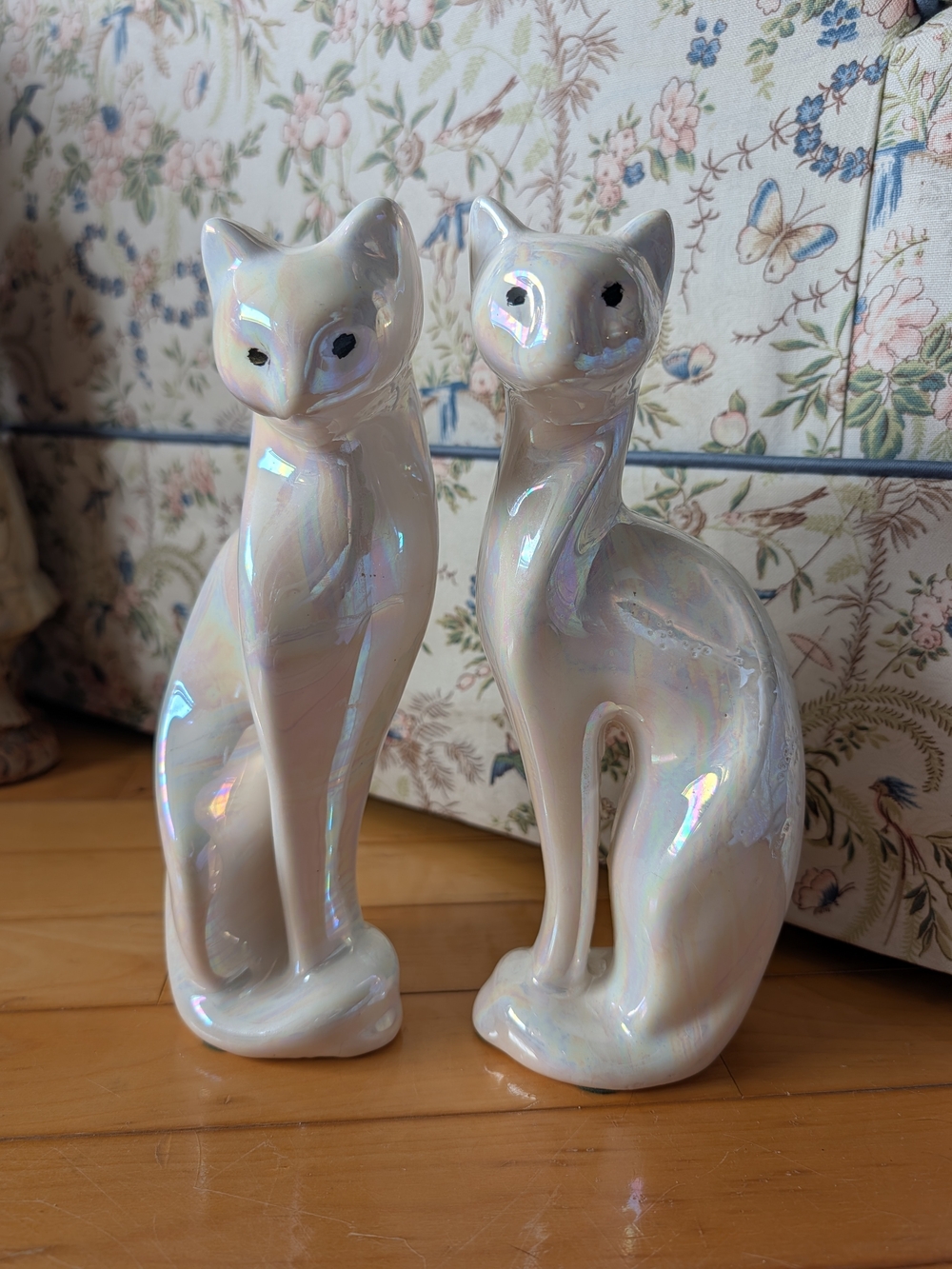 Vtg Iridescent Ceramic Cat Figurines